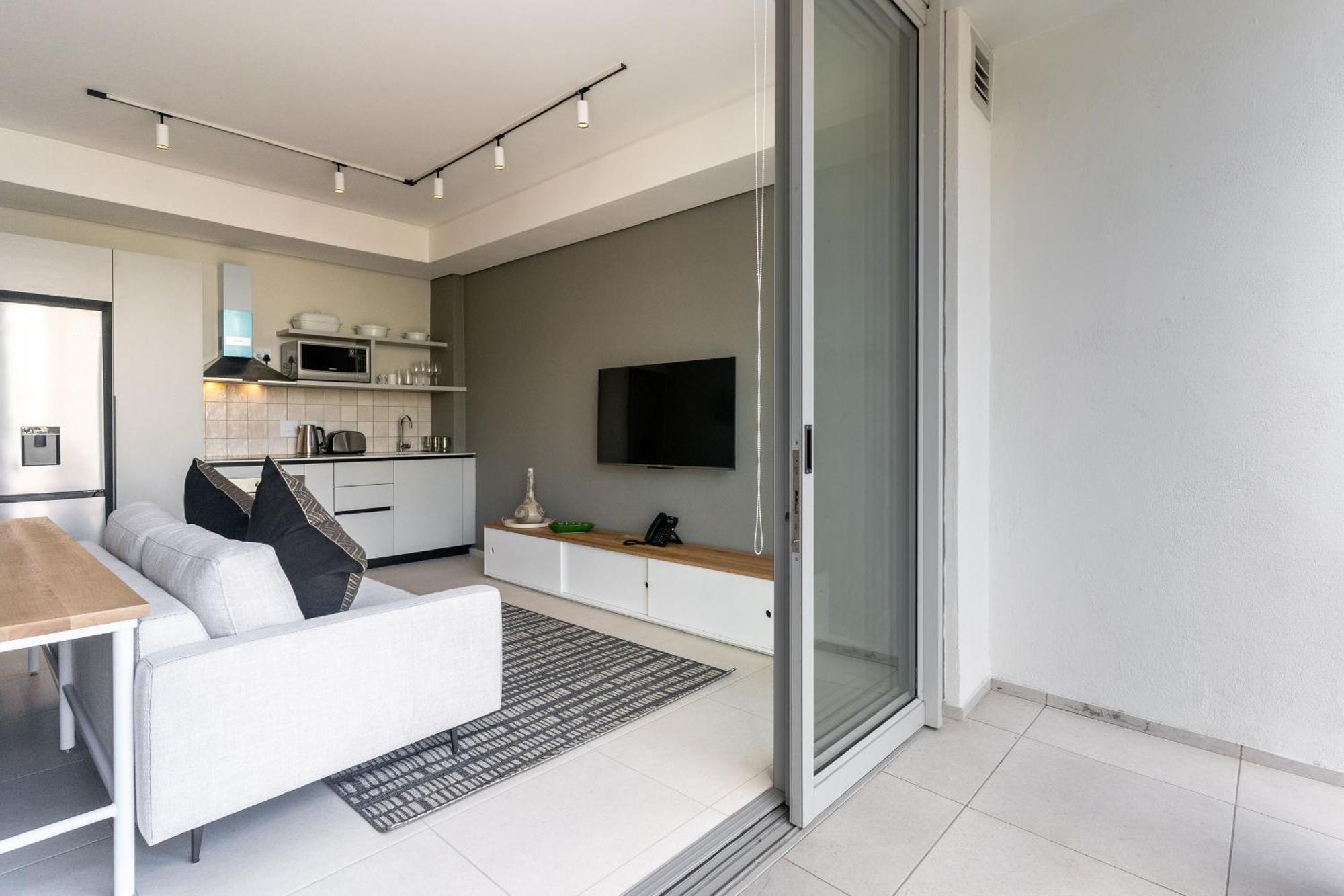 The Rose 201-2bedroom With Rooftop Pool